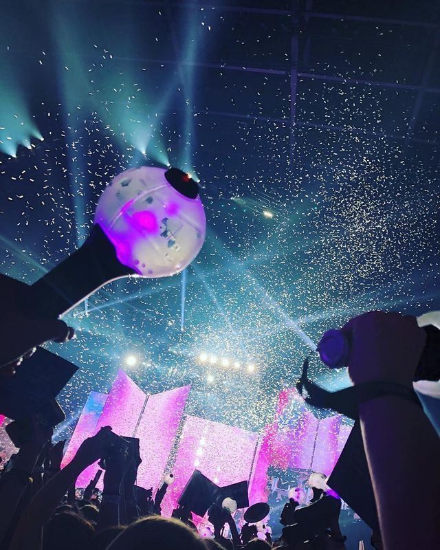 Featured image of post Background Bts Concert Army Bomb